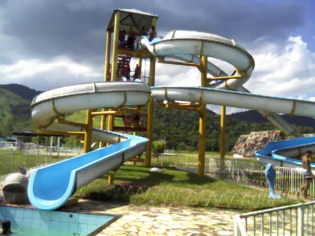 Parque Aquatico de Rio Bonito